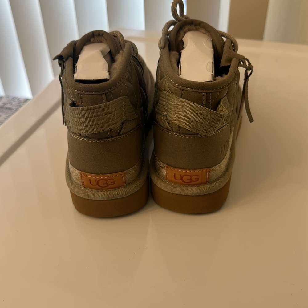 Ugg Neumel - image 4